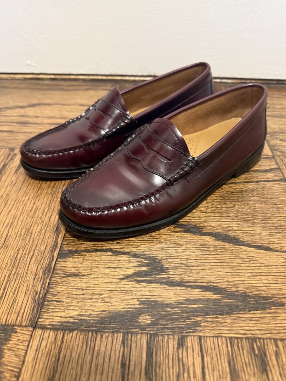 Bass Weejuns Burgundy Leather Penny Loafers Womens Size 7.5 M